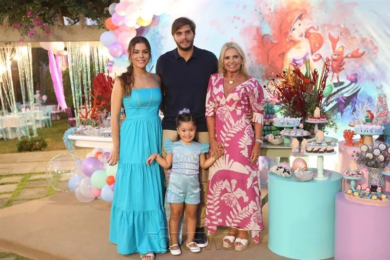 Camila, Rômulo, Sophia e Vanda Leite