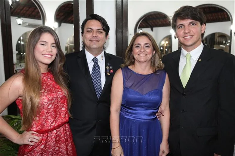 Beatriz, Tarcísio, Teresa Porto e Márcio Plastina