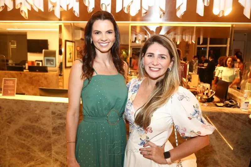 Ana Carolina Studart e Nathália da Escóssia
