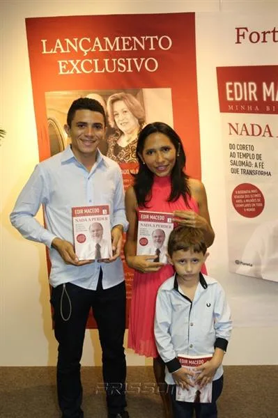 Davi Brito, Alexandra Silva e Luis Fernando