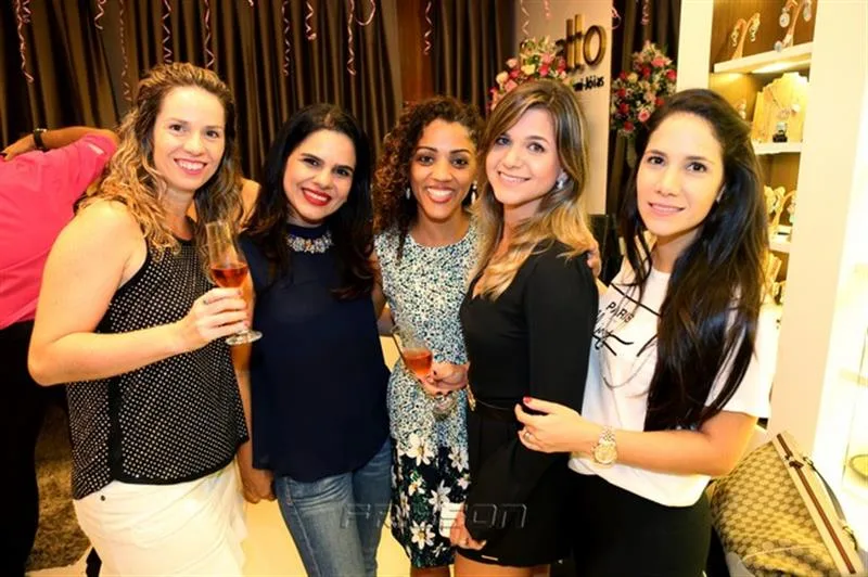 Carol Picanço, Lais Albuquerque, Milena Marques, Aline Vasques e Daniella Castelo Branco