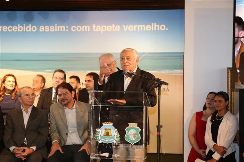 Adalto Bezerra