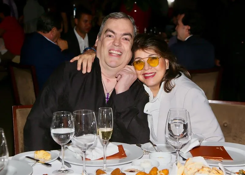 Marco Antônio di Biaggi e Roberta Miranda