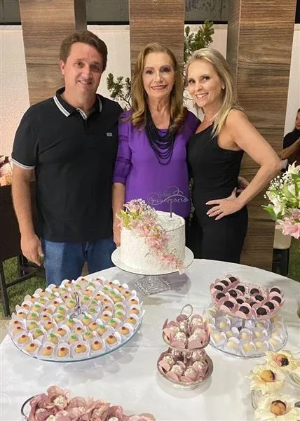 Paulo Jamsson e Maria das Graças Benevides, Esther Ellery