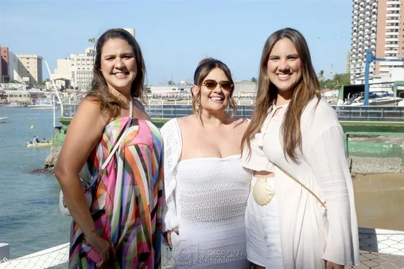 Camila Rizzato, Montiele Arruda e Fernanda Cunha