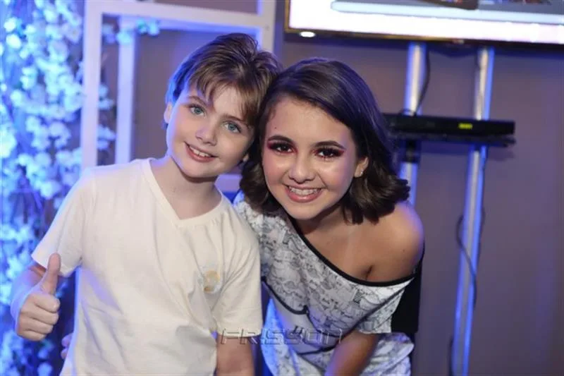 Axel Caminha e Klara Castanho