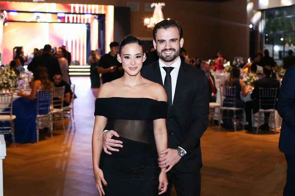 Bárbara Praxedes e Gustavo Lima