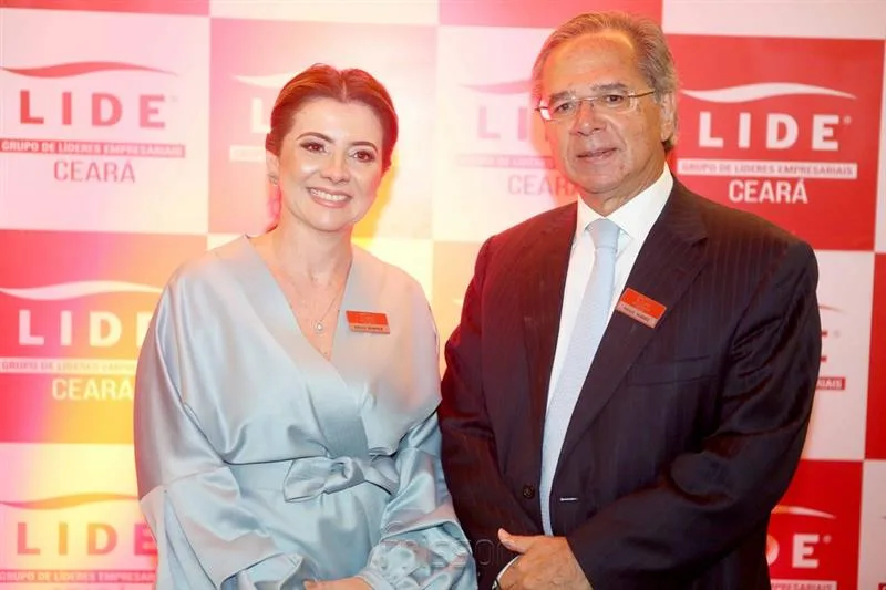 Emilia Buarque e Paulo Guedes