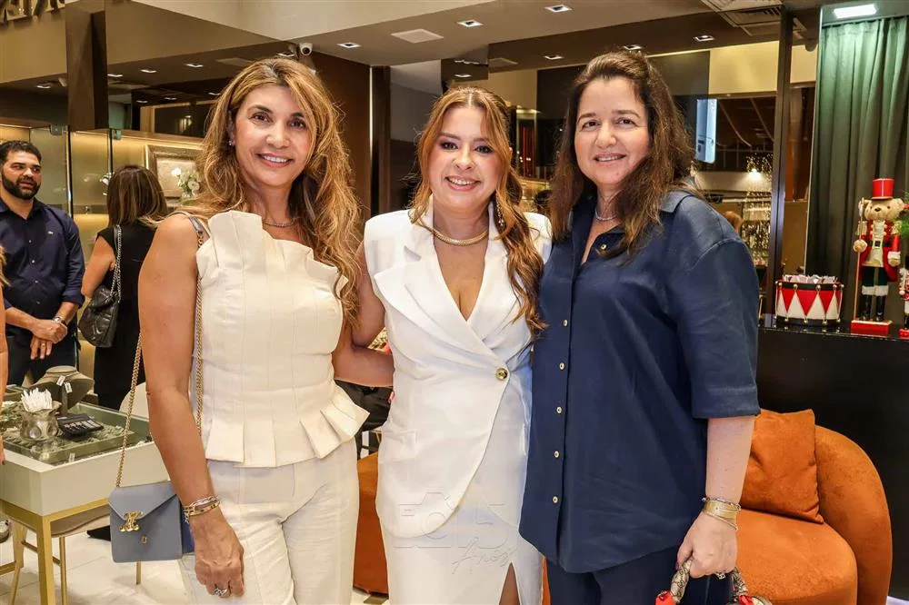 Antonia Roubert, Camila Ximenes e Marcia Gadelha