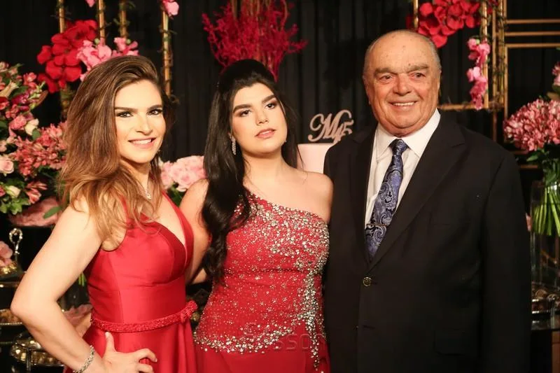 15 Anos de Marcelle Camara