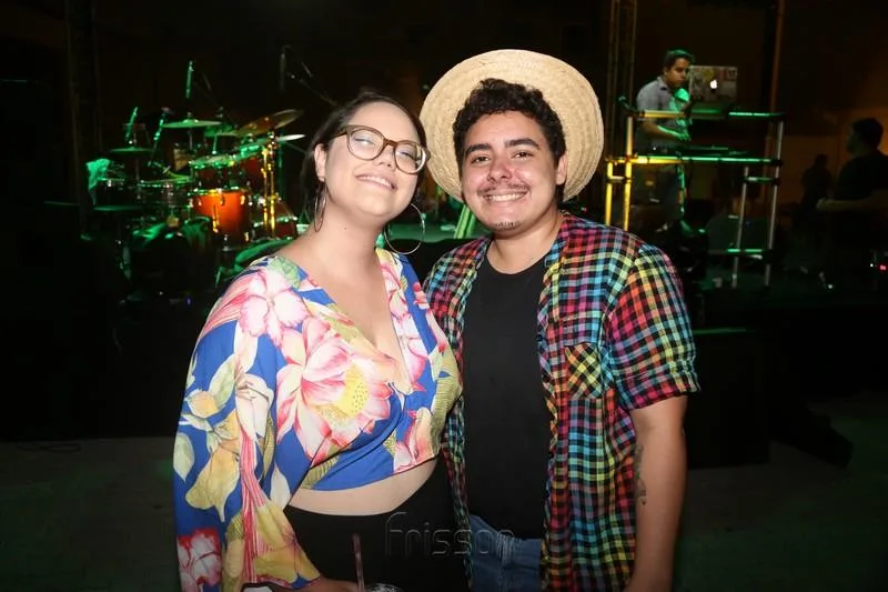 Aline Medeiros e Diego Santiago