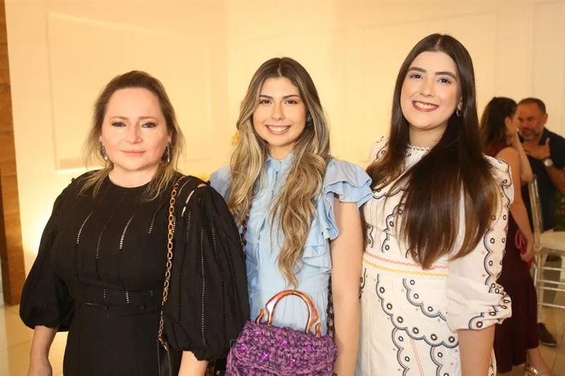 Aline Bedê, Chay Brito e Luisa Alencar