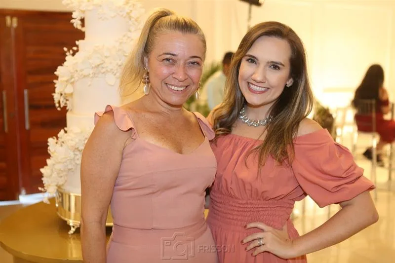 Ariany Costa e Gabriella Portugal