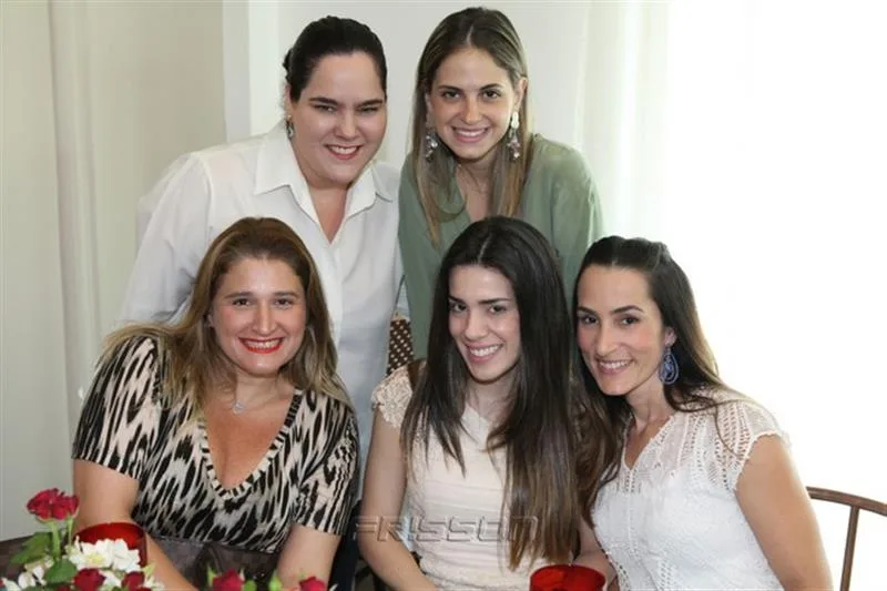 Camile Rôla, Darli Baião, Karina Bezerra, Juliana Cordeiro e Bianca Meneleu