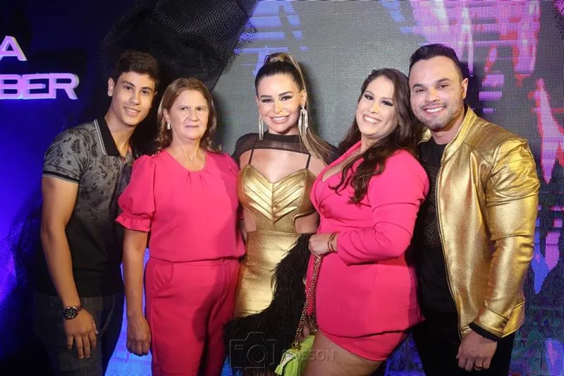 Aniversario Weyber e Amanda Holanda