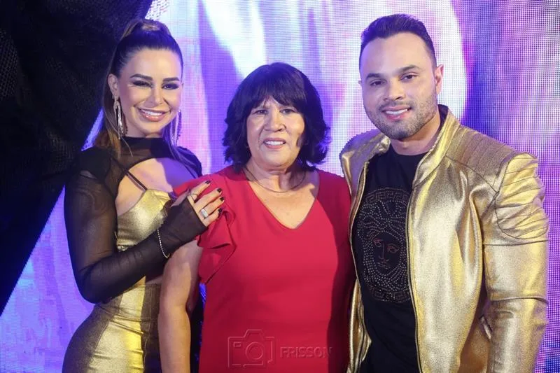 Amanda, Erinete e Weyber Holanda