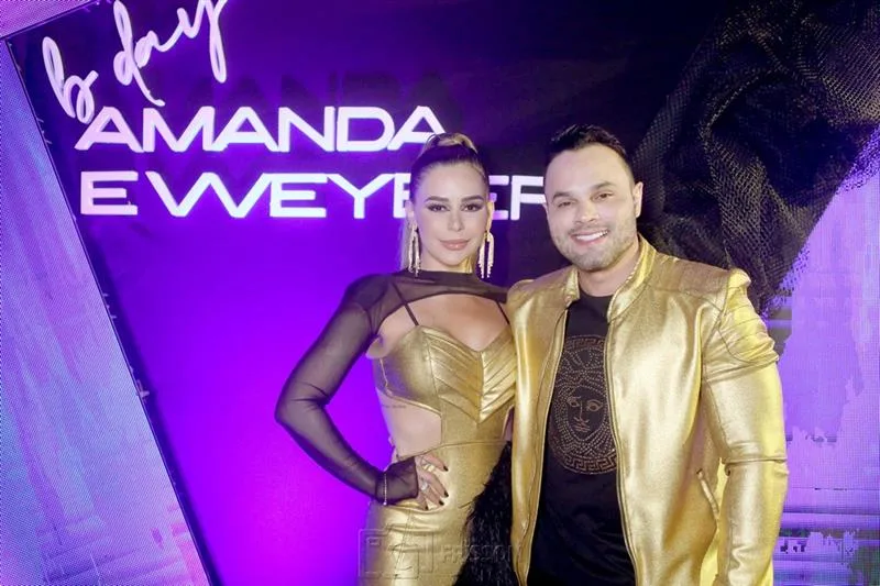 Amanda e Weyber Holanda