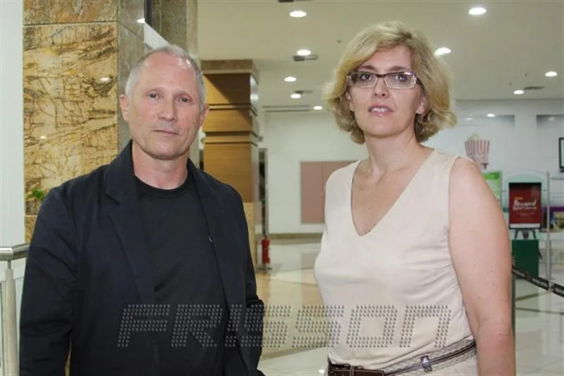Bernard Robert Charrue e Marinela Coutinho