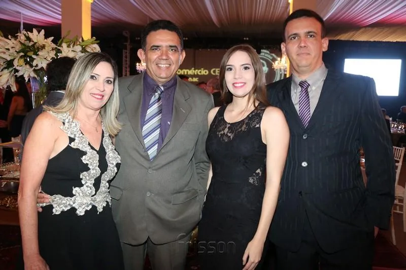 Cássia Pinheiro, Marcos Falcão, Fernanda Holanda e Marcos Falcão