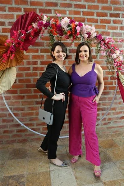 Aline Fav e Karine Mendonça
