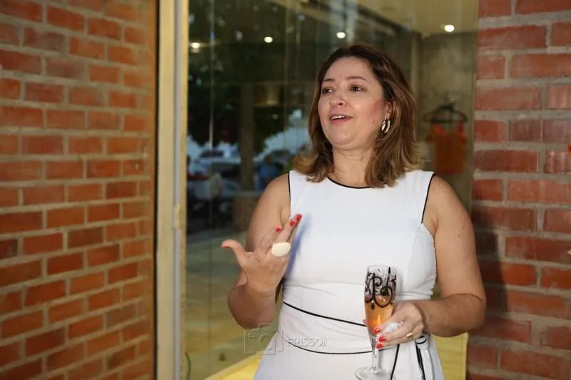 Harla Pinheiro