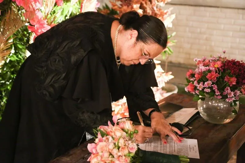 Casamento de Michelle Carvalho e Pedro Góis