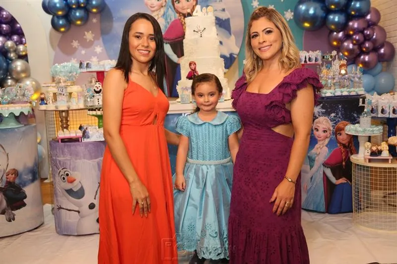 Aline Rodrigues, Lis e Carol Assunção