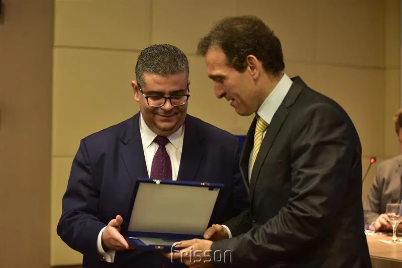 Ademar Mendes Bezerra Jr. e Carlos Cintra