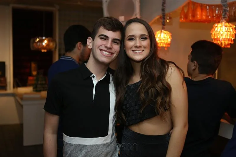 Andre Cavalcante e Paulinha Assunção