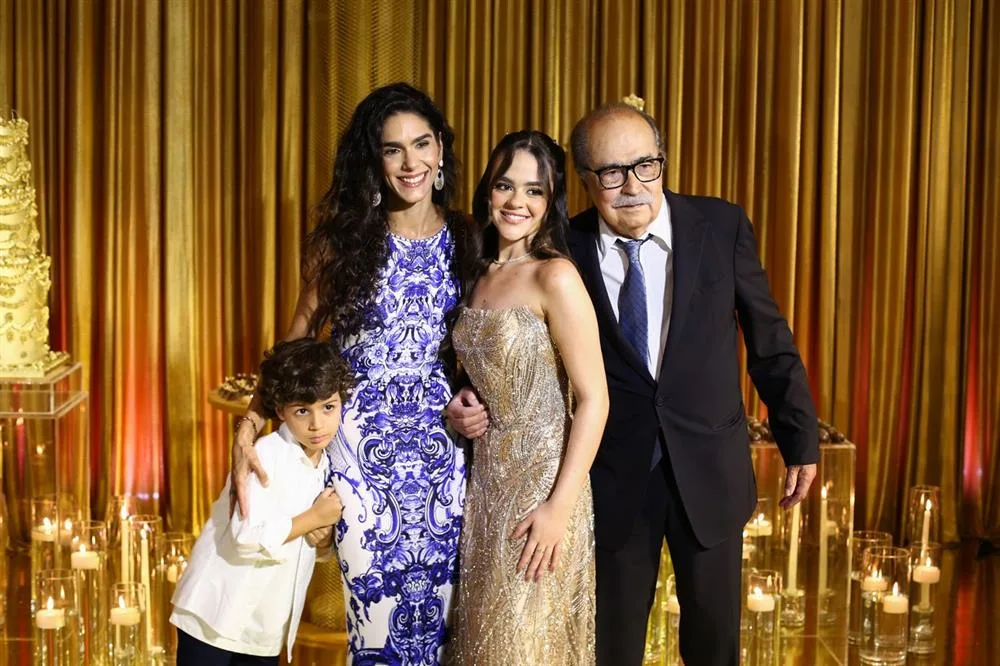 15 Anos de Marcela Veloso