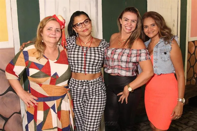Ana Luisa Ribeiro, Lilia Viralim, Sâmia Peixoto e Rejane Santos