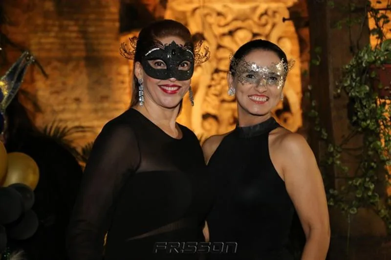 Ana Claudia Camanary e Nelsa Rocha