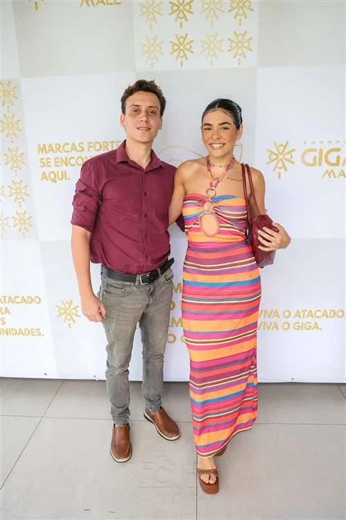 Alyson Cardoso e Sara Porto