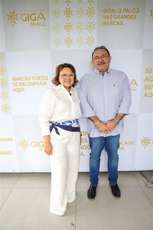 Carol Feitosa e Afonso Junior