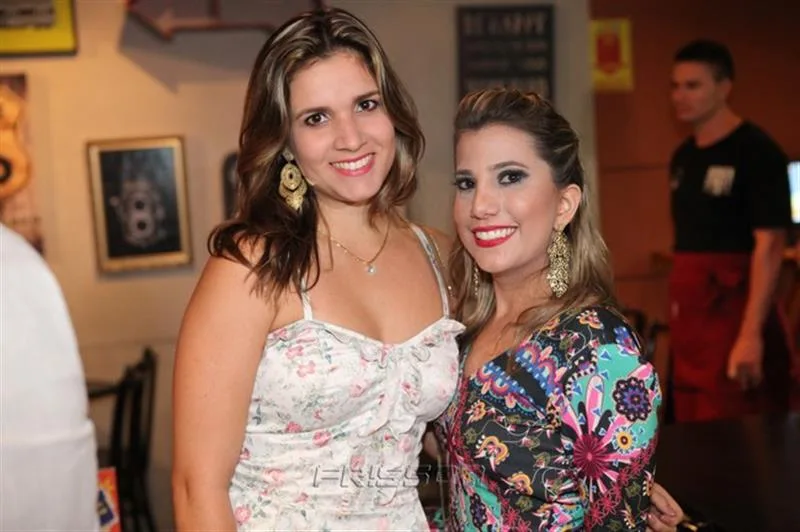 Camila Rodrigues e Gisele Nasser