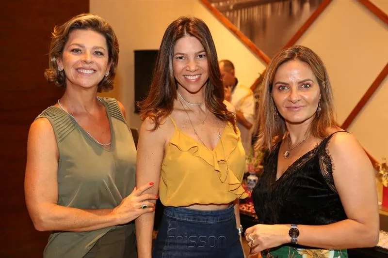 Ana Cristina Wolf, Cristiane Pinto e Simone Marsaglia