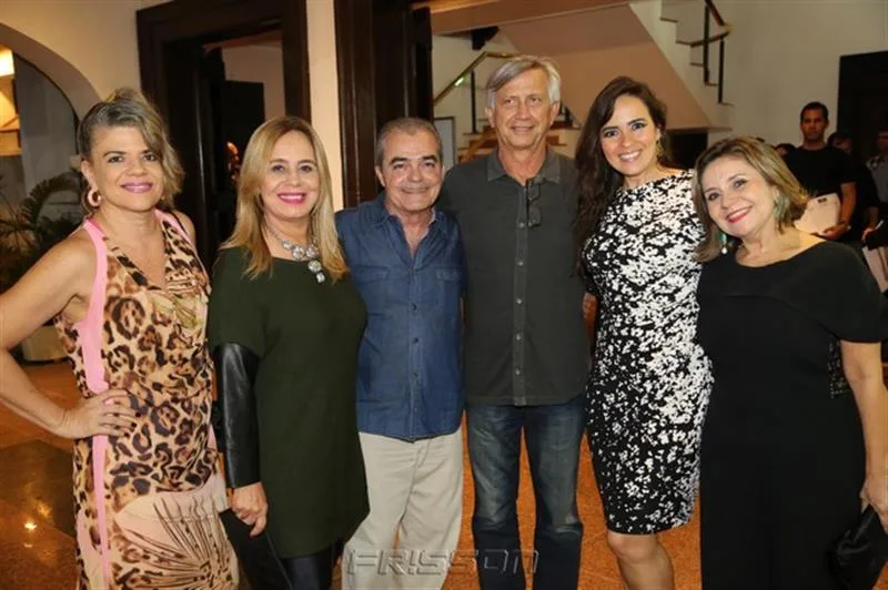 Ana Lourdes Araujo, Gustavo Silva, Regina Holanda, Elenilton Jorge e Virgínia Holanda