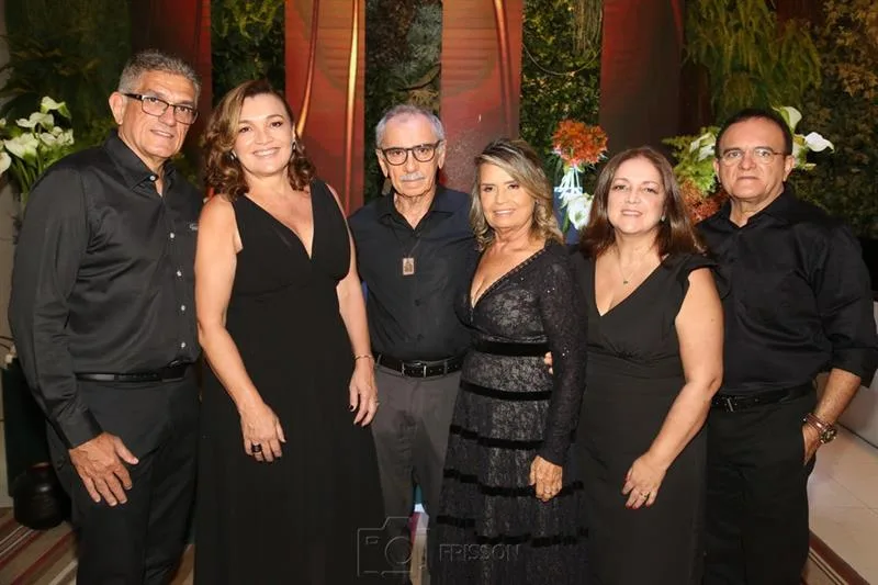 César, Katia, Luis Américo, Zenir Teixeira, Regina Benevides e Emiliano Pontes