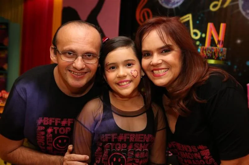Emanuel, Nicole e Claudia Ponte