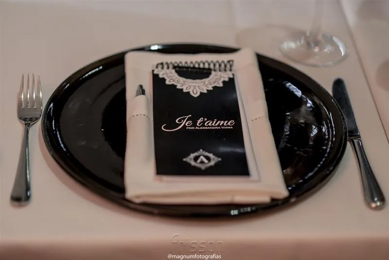 Je T'aime por Alessandra Viana