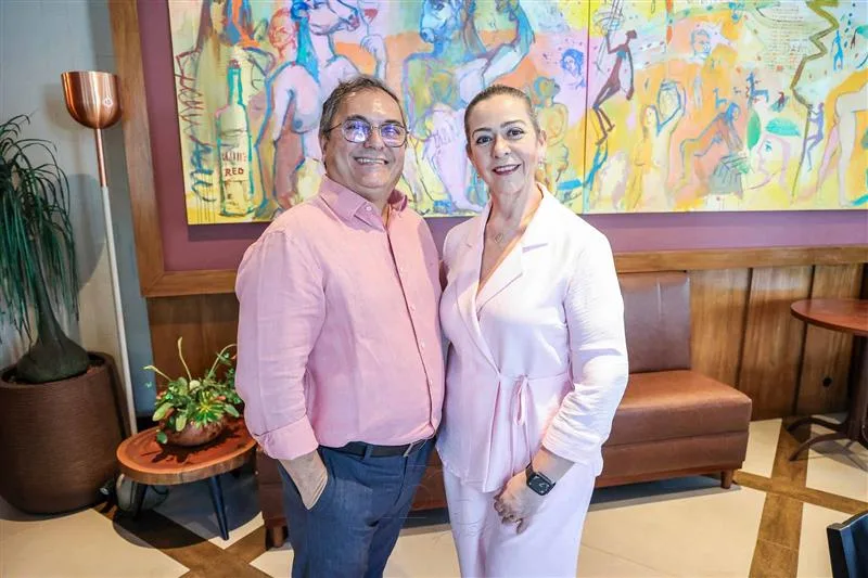 Benedito Simões e Patrícia Campos