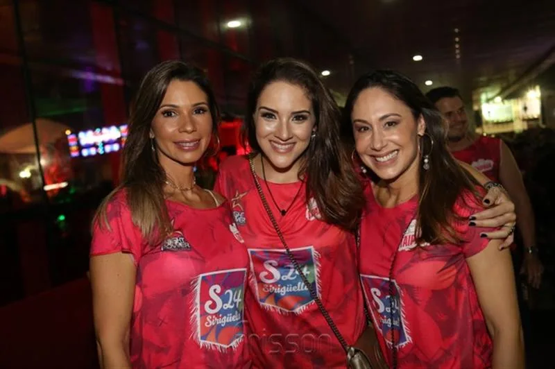 Renata Cabral, Natália Marques e Larissa Coelho
