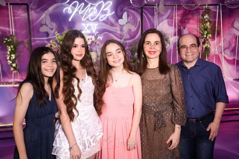 15 Anos de Maria Beatriz Pinheiro