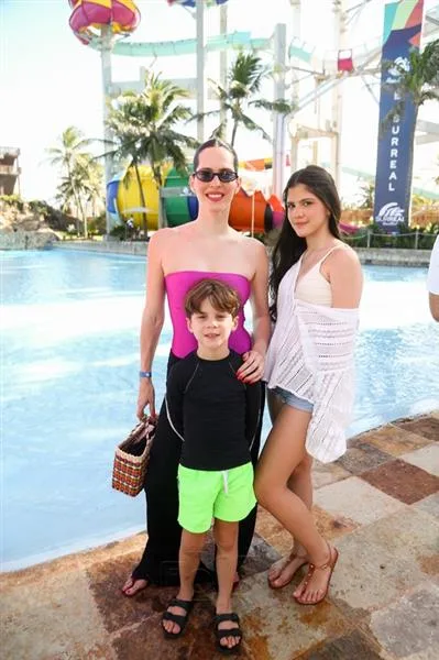 Antônio, Nina e Marcella Porto