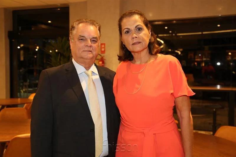 Bernardo Peixoto e Diane Freire