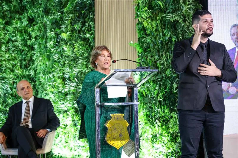 Ana Lucia Mota