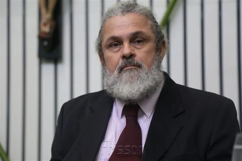 Claudio César