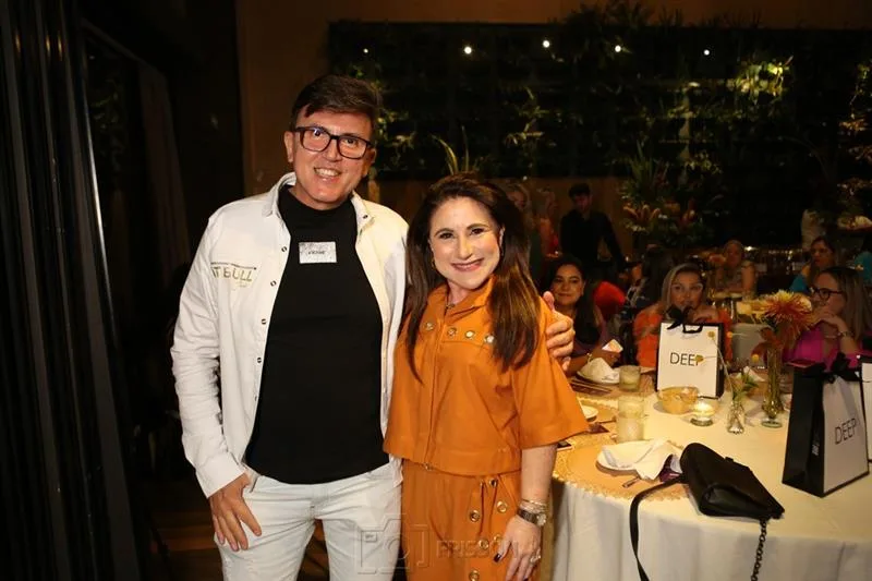 Alceu Araújo e Ana Paula Aguiar