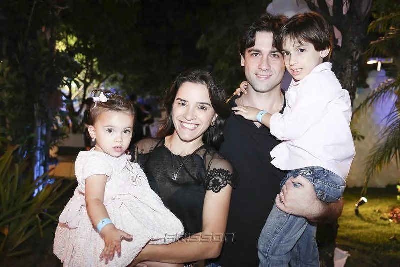 Bia, Carol, Cláudio e Lucas Brasil