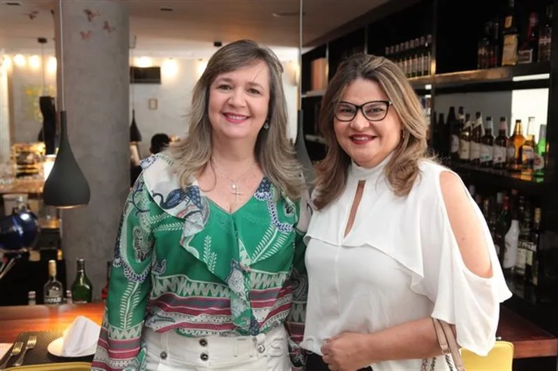 Aline Feitosa e Ana Pinheiro